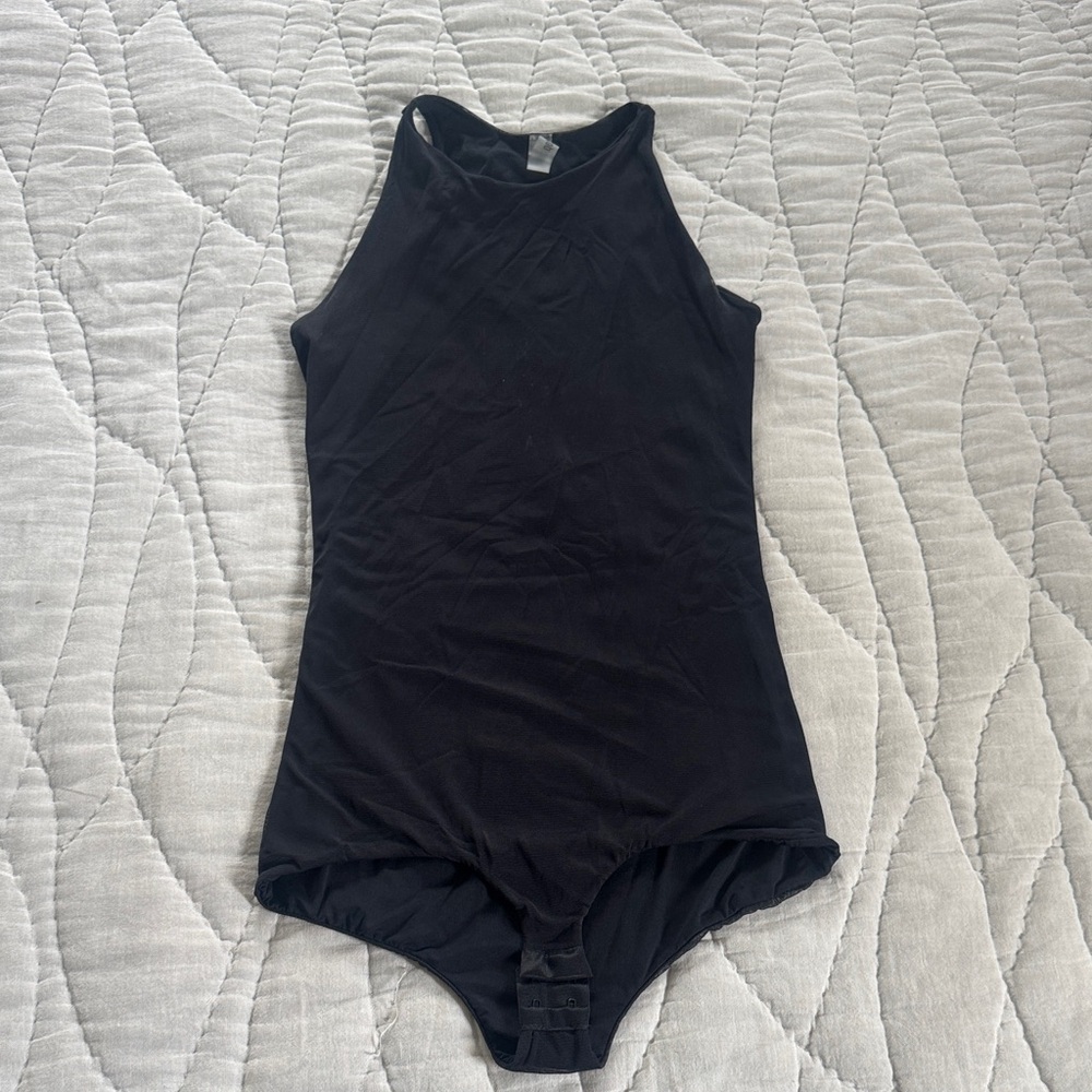 Chic Black Women's Bodysuit - Picture 1 of 6